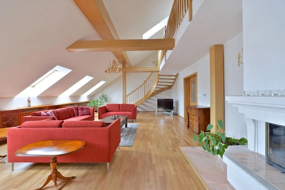 Contactos de Wishlist Prague Residences - Grand Family Loft By Charles Bridge