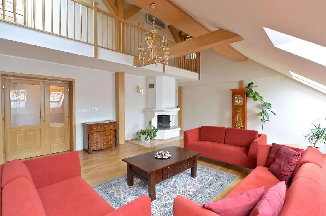 Wishlist Prague Residences - Grand Family Loft By Charles Bridge