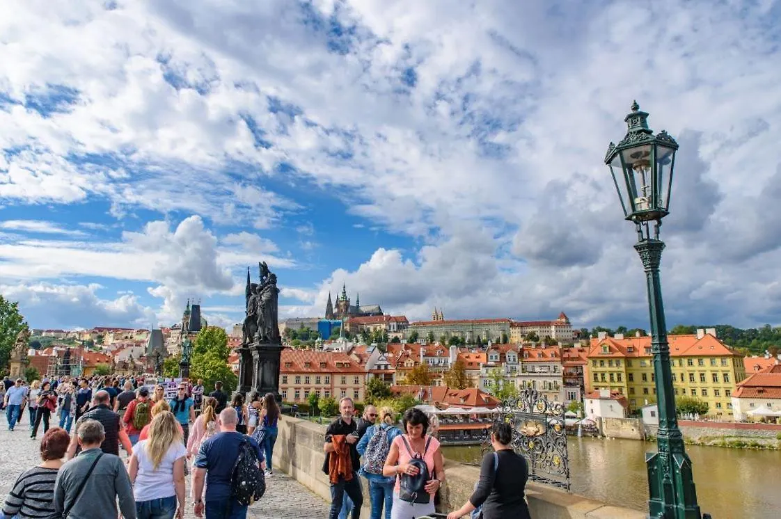 Wishlist Prague Residences - Grand Family Loft By Charles Bridge